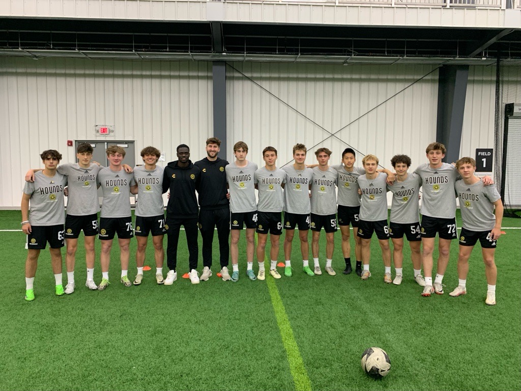 Hounds pro team players Pat Hogan and Babacar Diene visit with the Hounds' 2007 Boys ECNL team during training at AHN Montour.