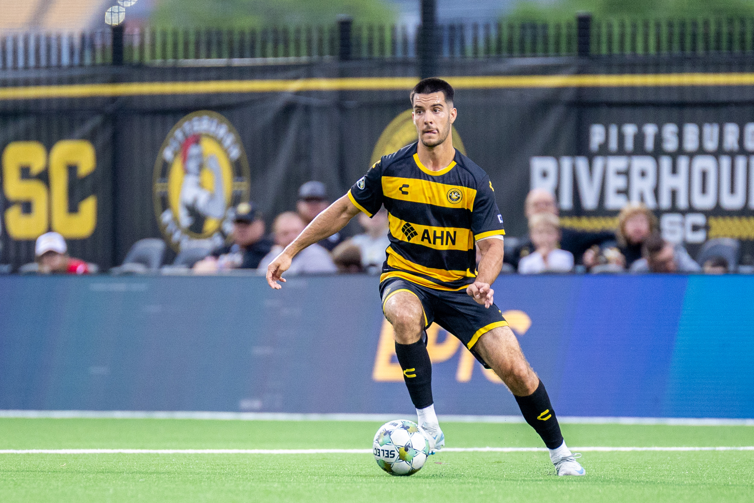 Pittsburgh Riverhounds defender Beto Ydrach has been called up to the Puerto Rico National Team for the nation's upcoming World Cup qualifiers in June. (Photo: Chris Cowger/Riverhounds SC)