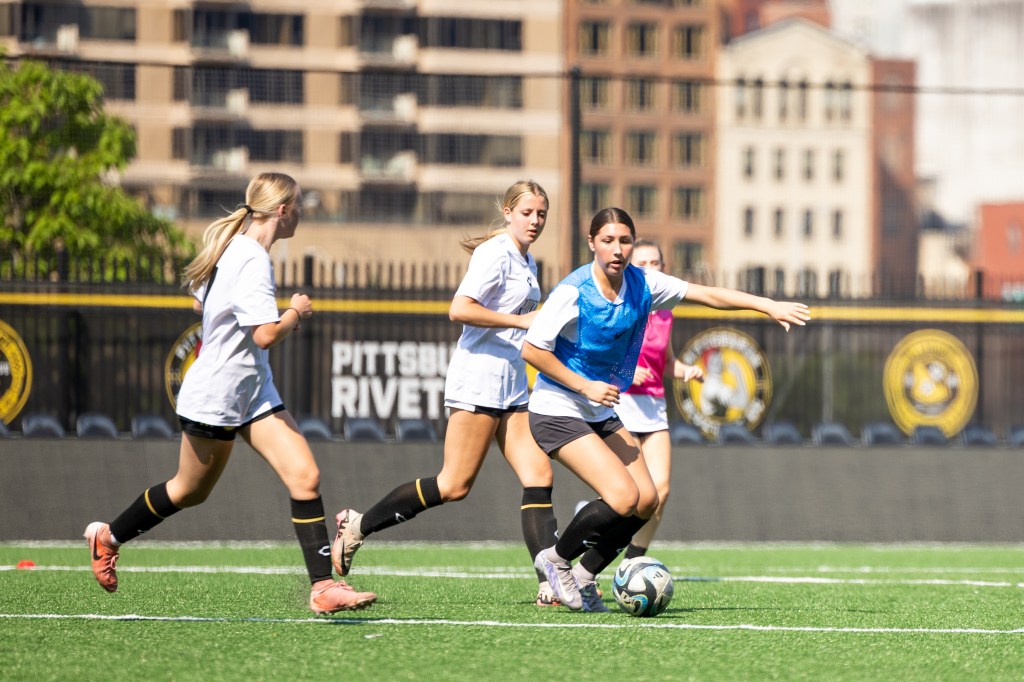 The Riverhounds Development Academy's 2009 Girls train at Highmark Stadium prior to leaving for the ECNL Champions League beginning June 26, 2025 in San Diego, Calif. (Photo: Julia Wasielewski/Riverhounds SC)