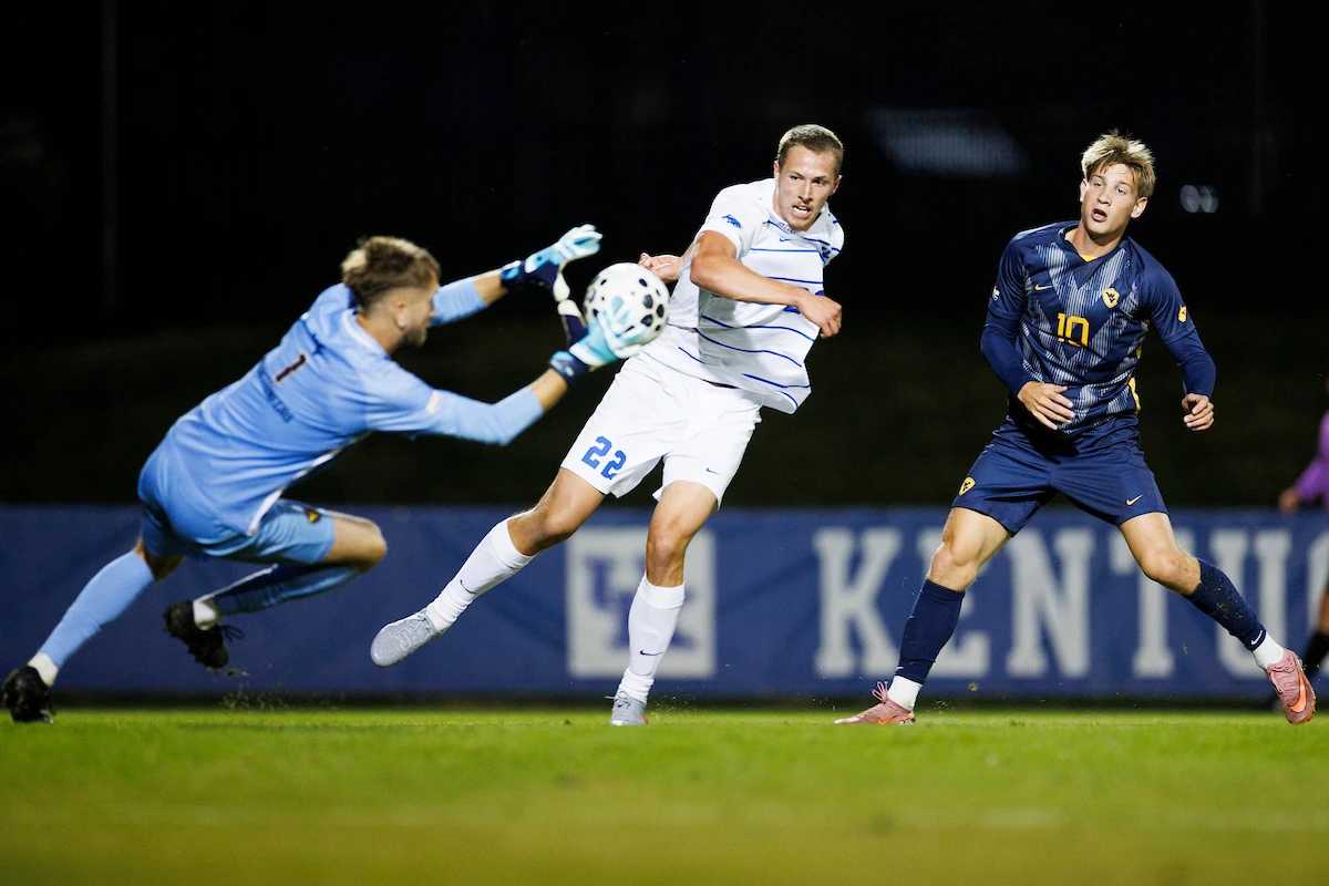 Former University of Kentucky defender Owen Mikoy has signed with the Pittsburgh Riverhounds for 2026. (Photo: Tommy Quarles/University of Kentucky)