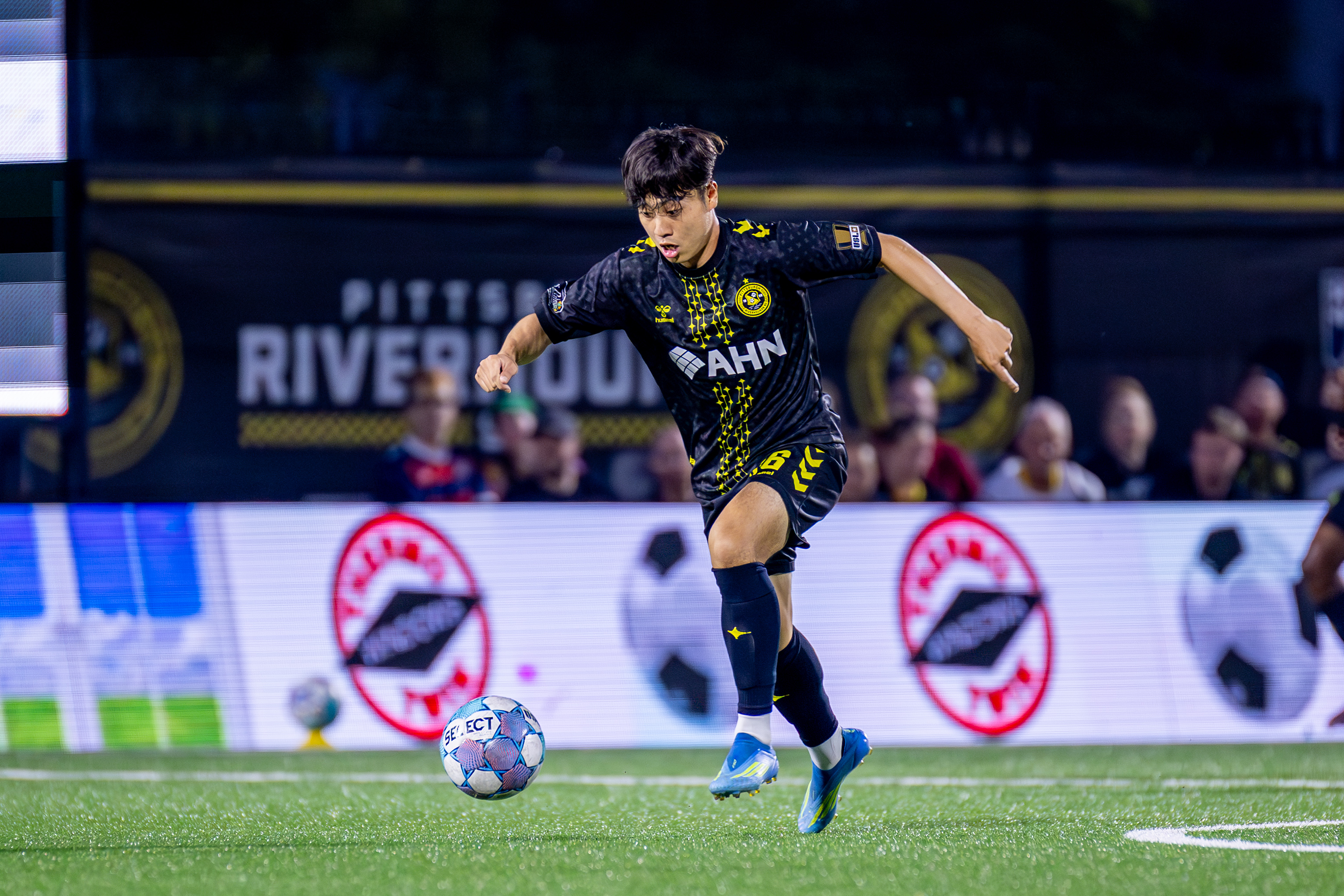 Yu Tsukanome makes his way up the field in the Pittsburgh Riverhounds' match against Sacramento Republic FC on Aug. 8, 2026 at F.N.B. Stadium in Pittsburgh. (Photo: Chris Cowger/Riverhounds SC)
